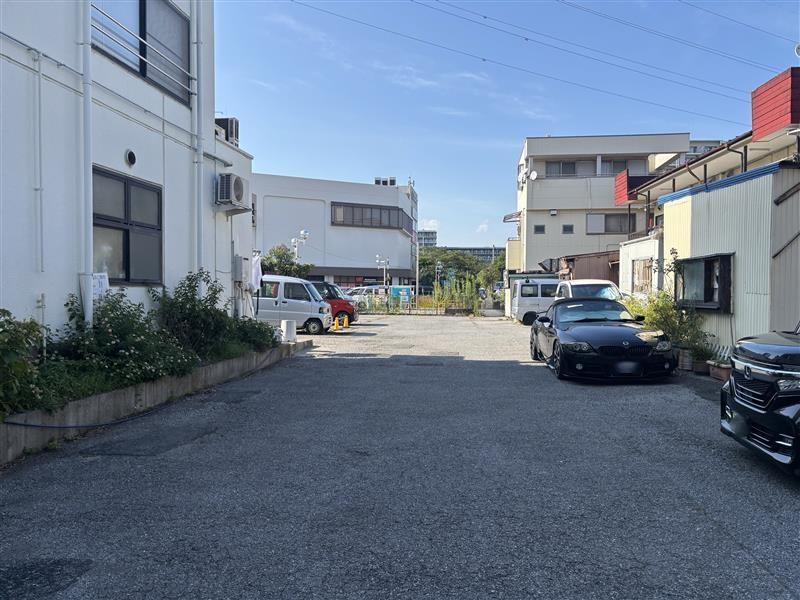 ショッピングロード駐車場の外観・駐車場イメージ2枚目