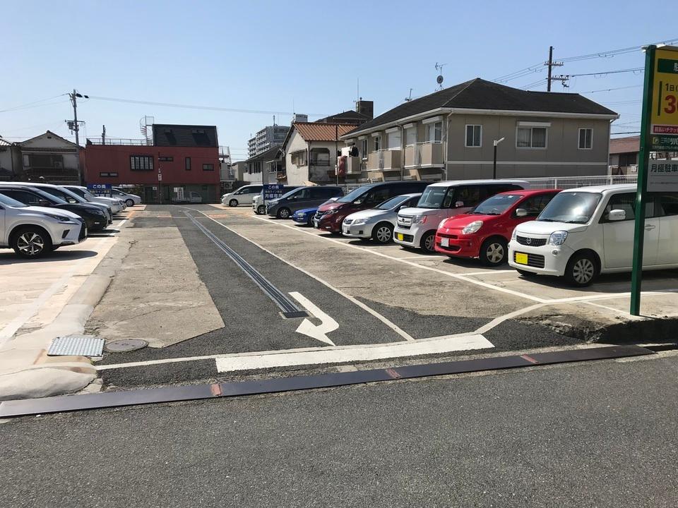 蛸地蔵駅西の外観・駐車場イメージ1枚目