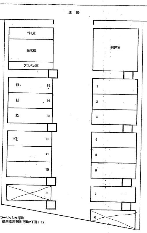 フラーリッシュ原町の駐車配置図