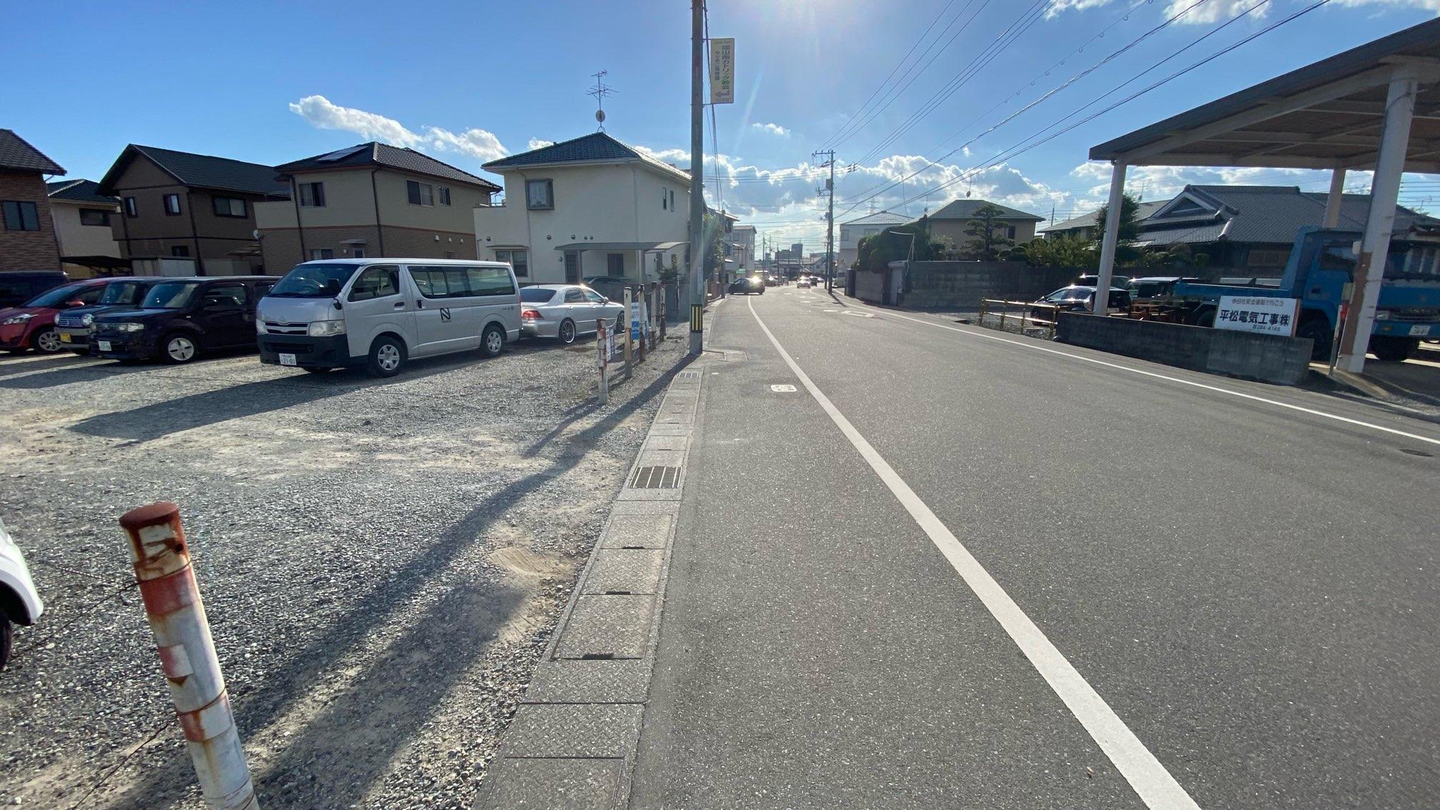内田駐車場の外観・駐車場イメージ3枚目