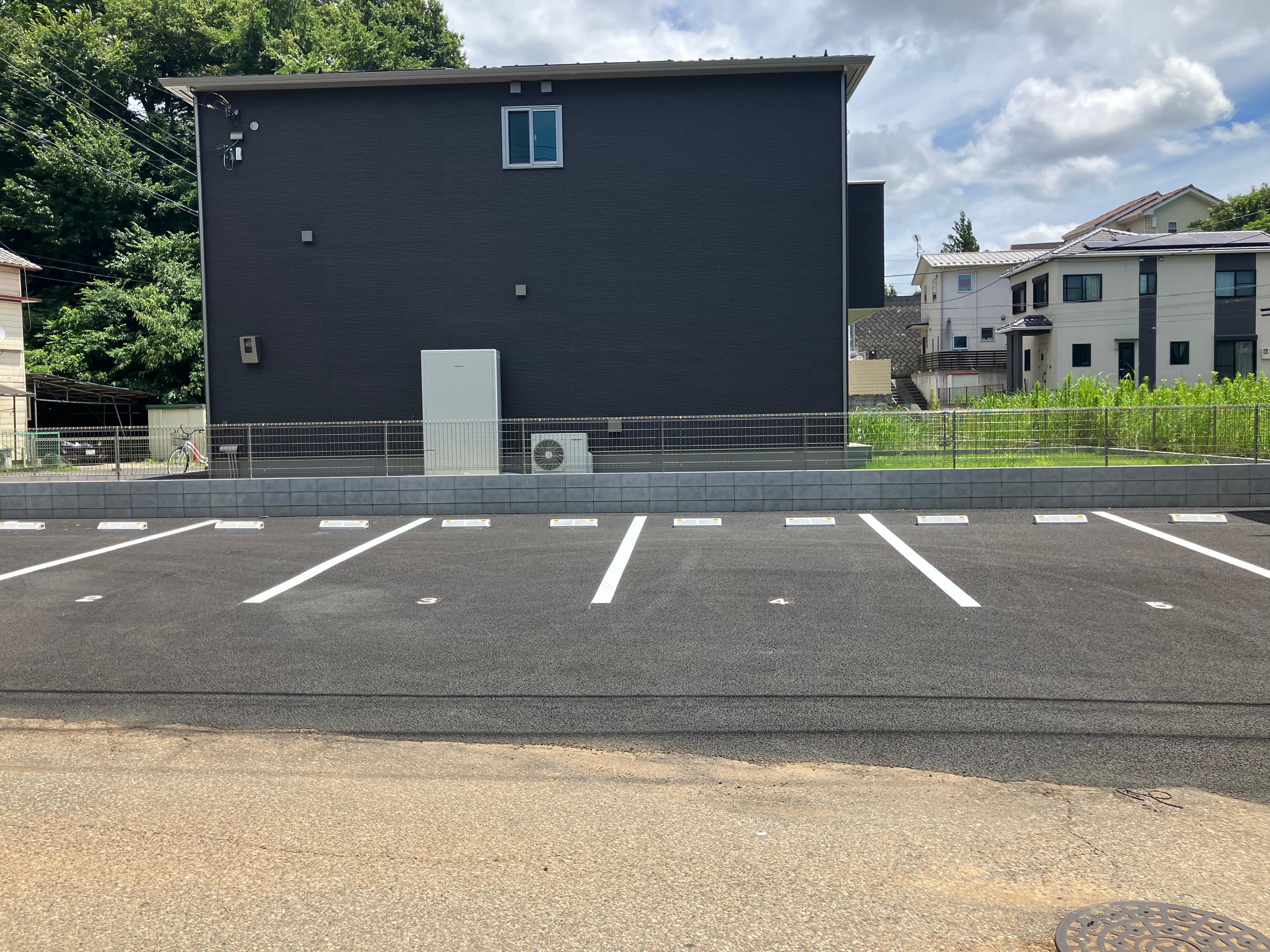 オーナーズヒルⅡ駐車場の外観・駐車場イメージ2枚目