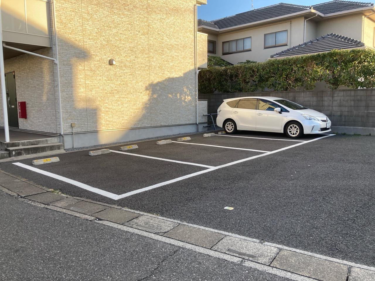 リブリ・LenientⅠの外観・駐車場イメージ1枚目