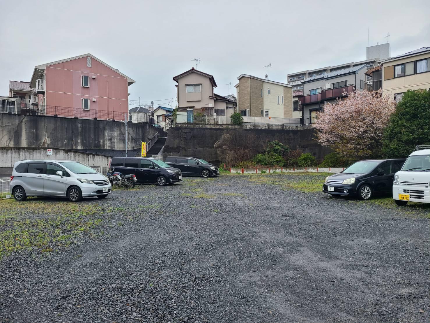 久保平賀第五駐車場の外観・駐車場イメージ3枚目