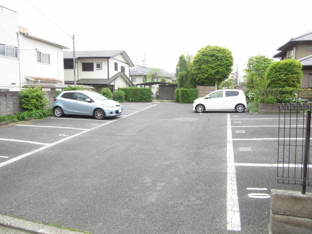 飯村パーキングの外観・駐車場イメージ2枚目