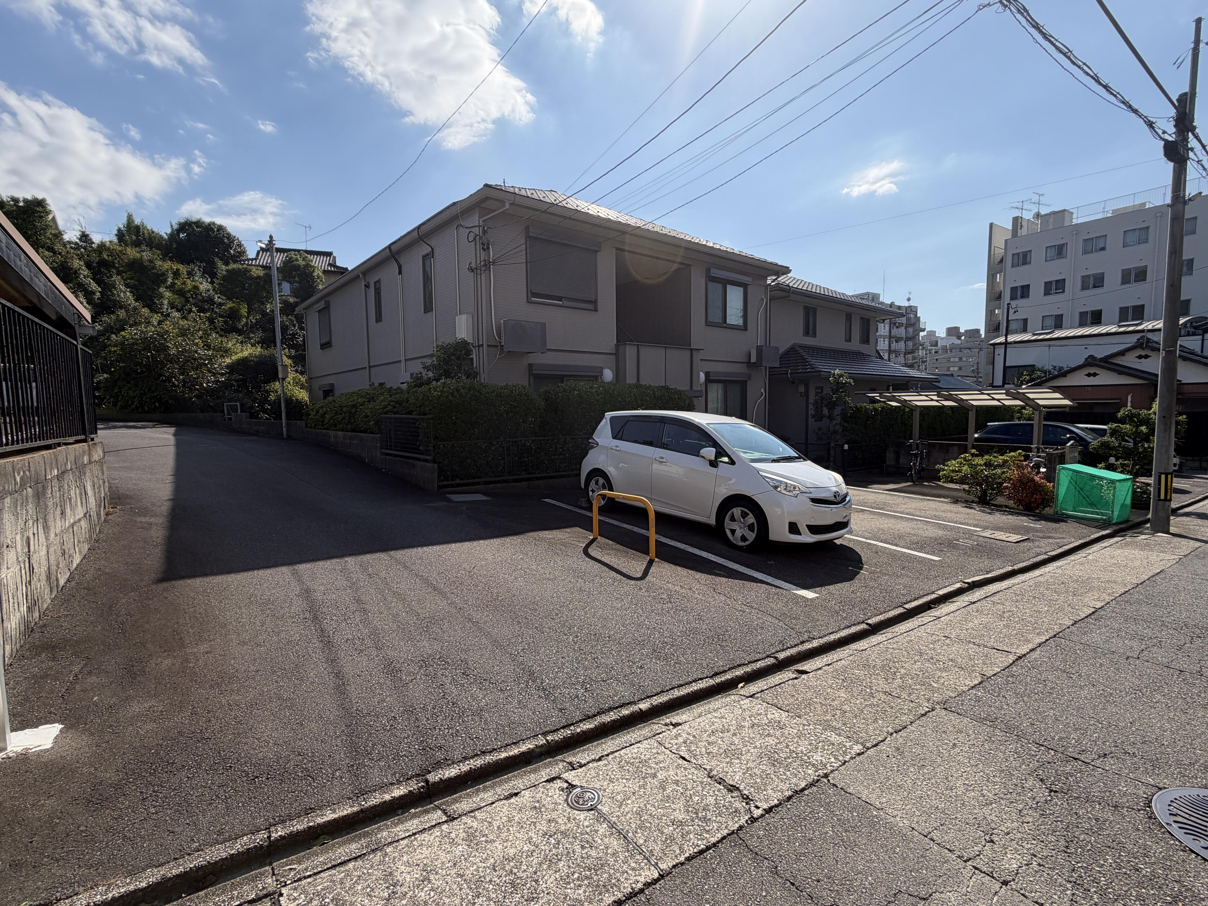 城山駐車場の外観・駐車場イメージ2枚目