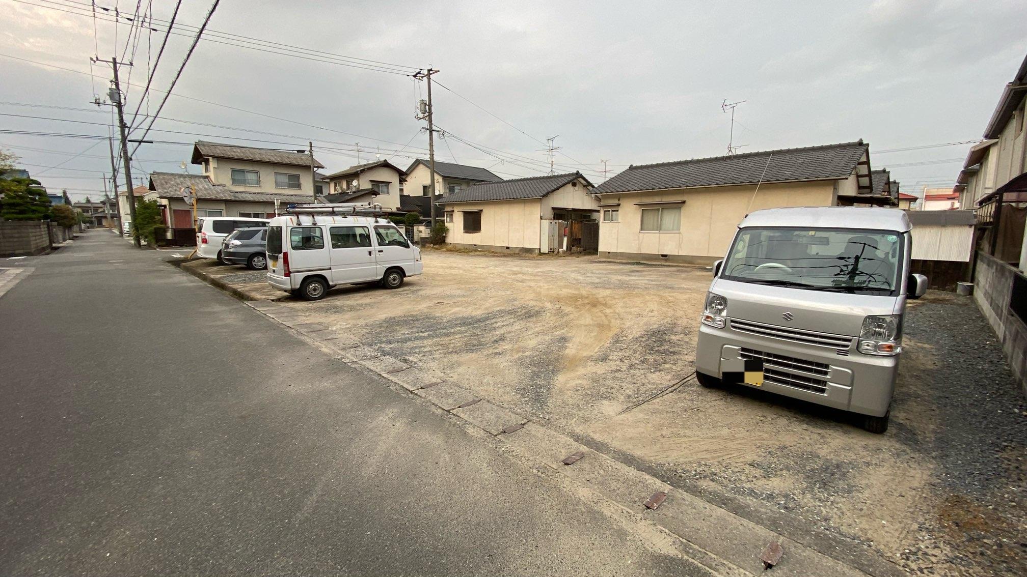 髙原駐車場の外観・駐車場イメージ1枚目