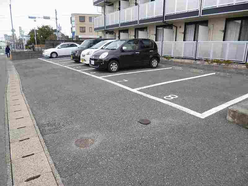 パインフィールド(38894)の外観・駐車場イメージ1枚目