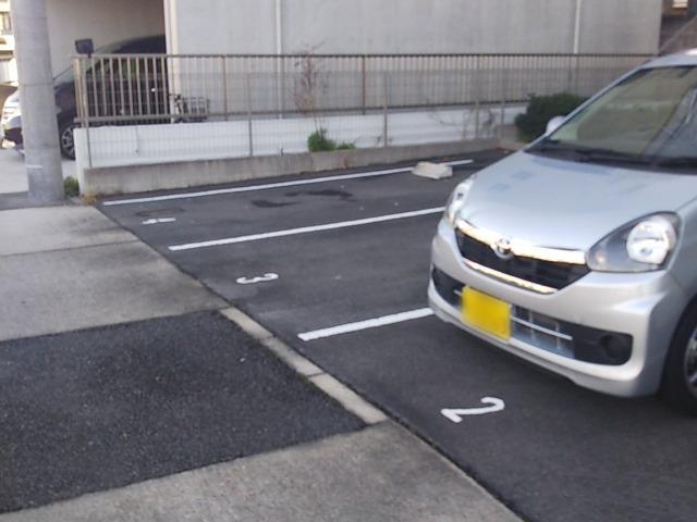 グランディールＫ(51536)の外観・駐車場イメージ1枚目