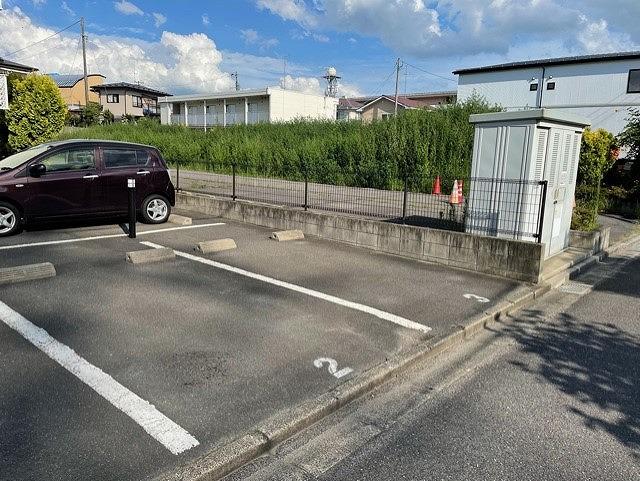 ツリートップ(20879)の外観・駐車場イメージ1枚目