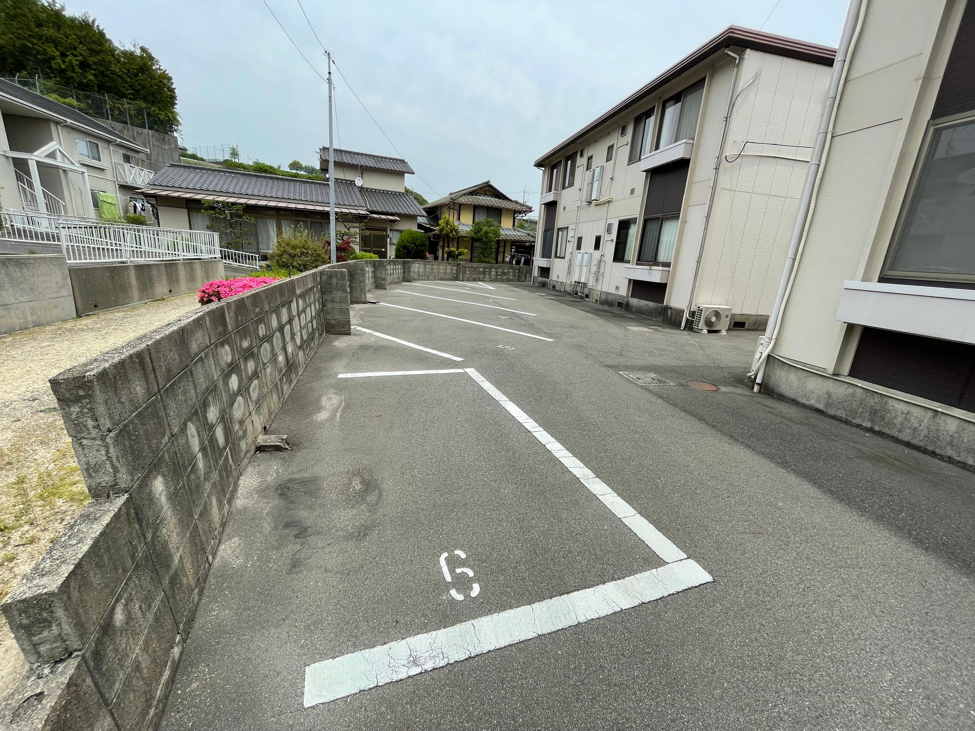 駐車場画像2枚目