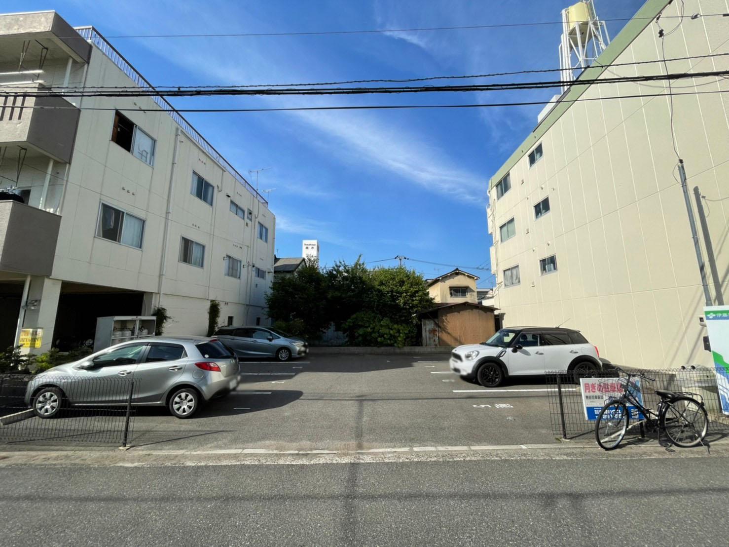 田川ガレージ（楠木）の外観・駐車場イメージ1枚目
