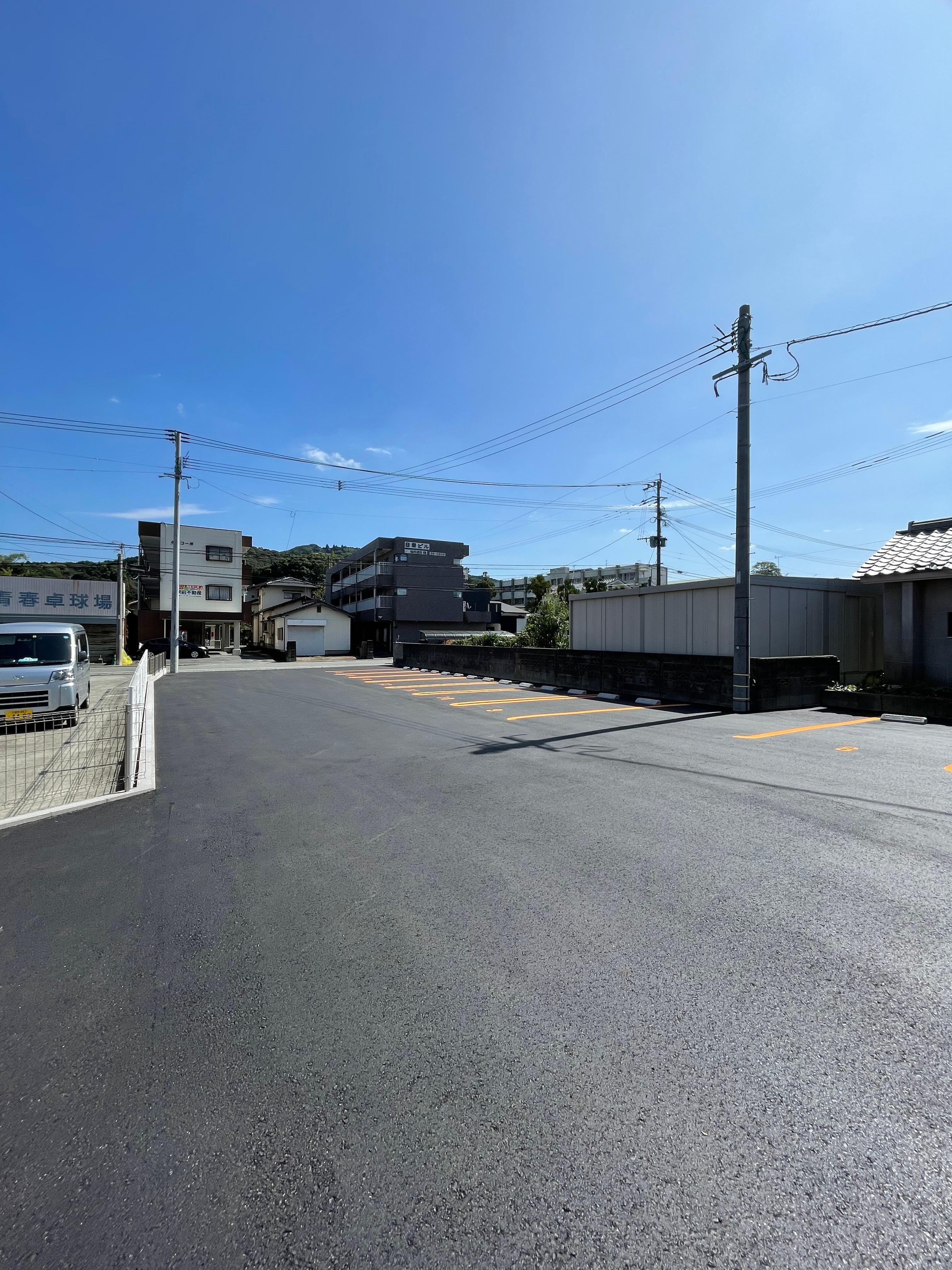 ロイヤルヴィラⅤ　月極駐車場の外観・駐車場イメージ1枚目