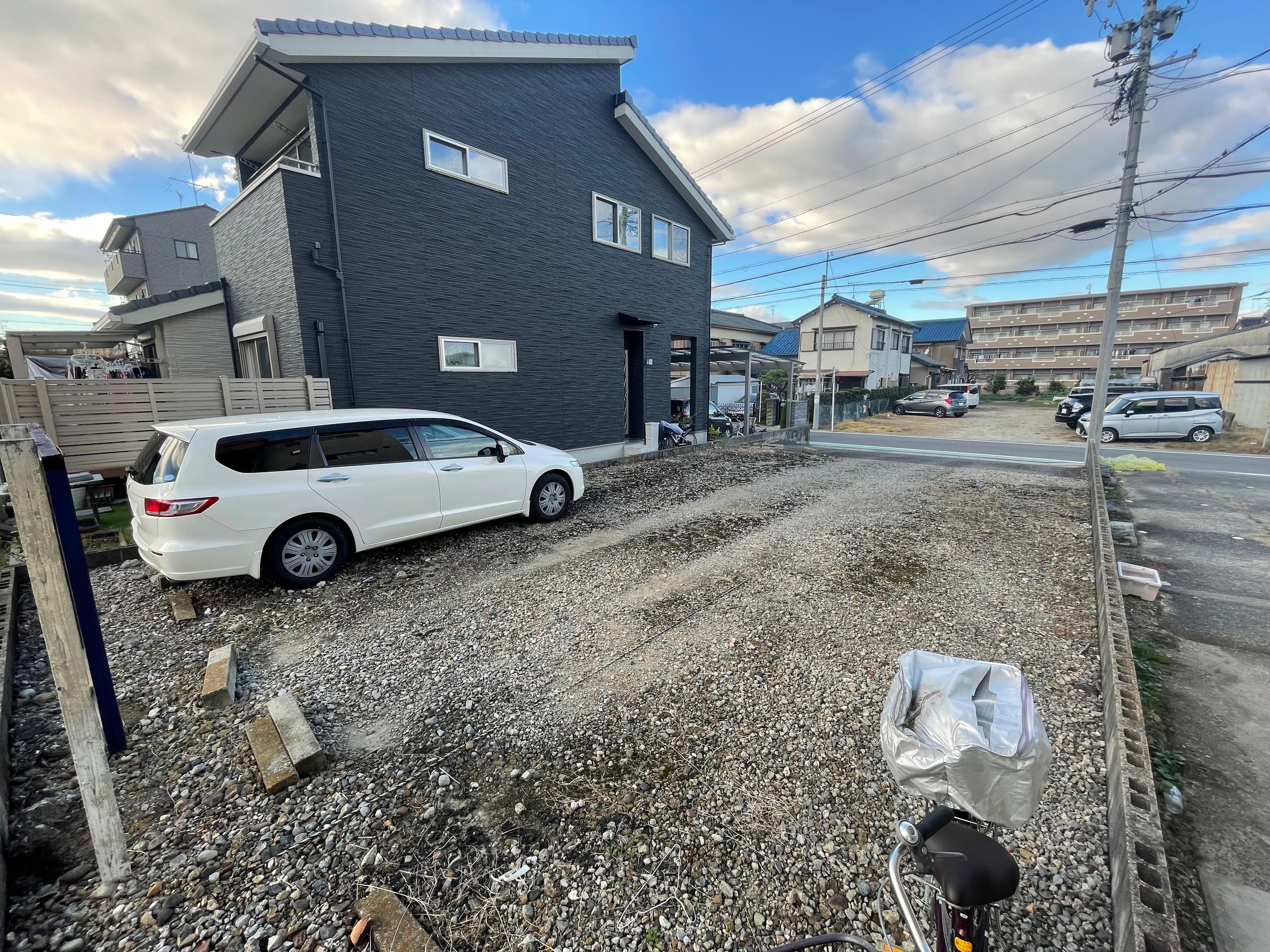 パーク北川の外観・駐車場イメージ2枚目