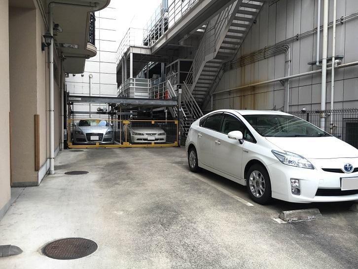 FK泉2丁目ヴィアーレジュエリー駐車場の外観・駐車場イメージ2枚目