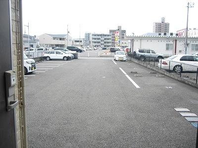 ＰＡＬ(25435)の外観・駐車場イメージ2枚目