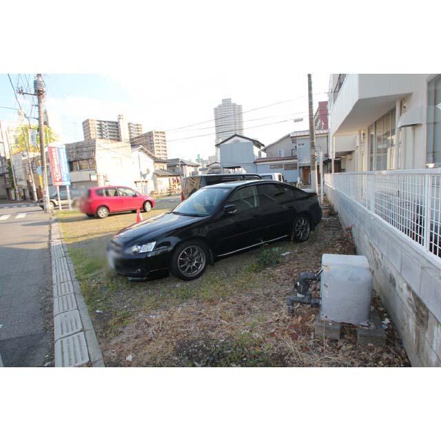 上総屋本店川口月極駐車場の外観・駐車場イメージ3枚目