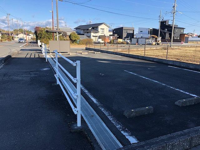 ジョーファミリー(42106)の外観・駐車場イメージ1枚目