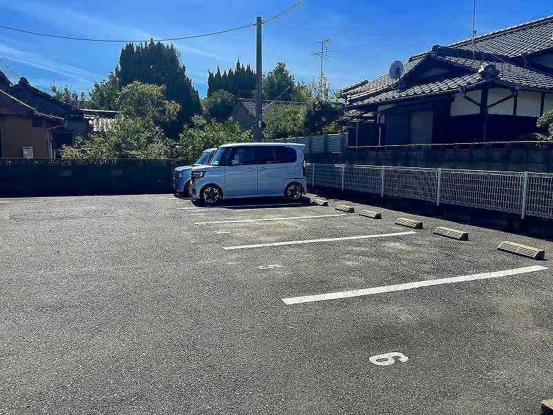 シェモア長府(21466)の外観・駐車場イメージ1枚目