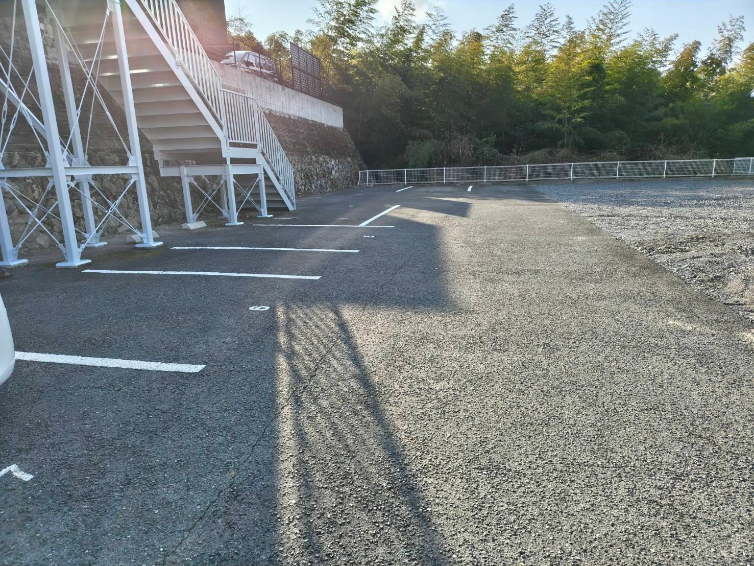 D駐車場中段の外観・駐車場イメージ1枚目