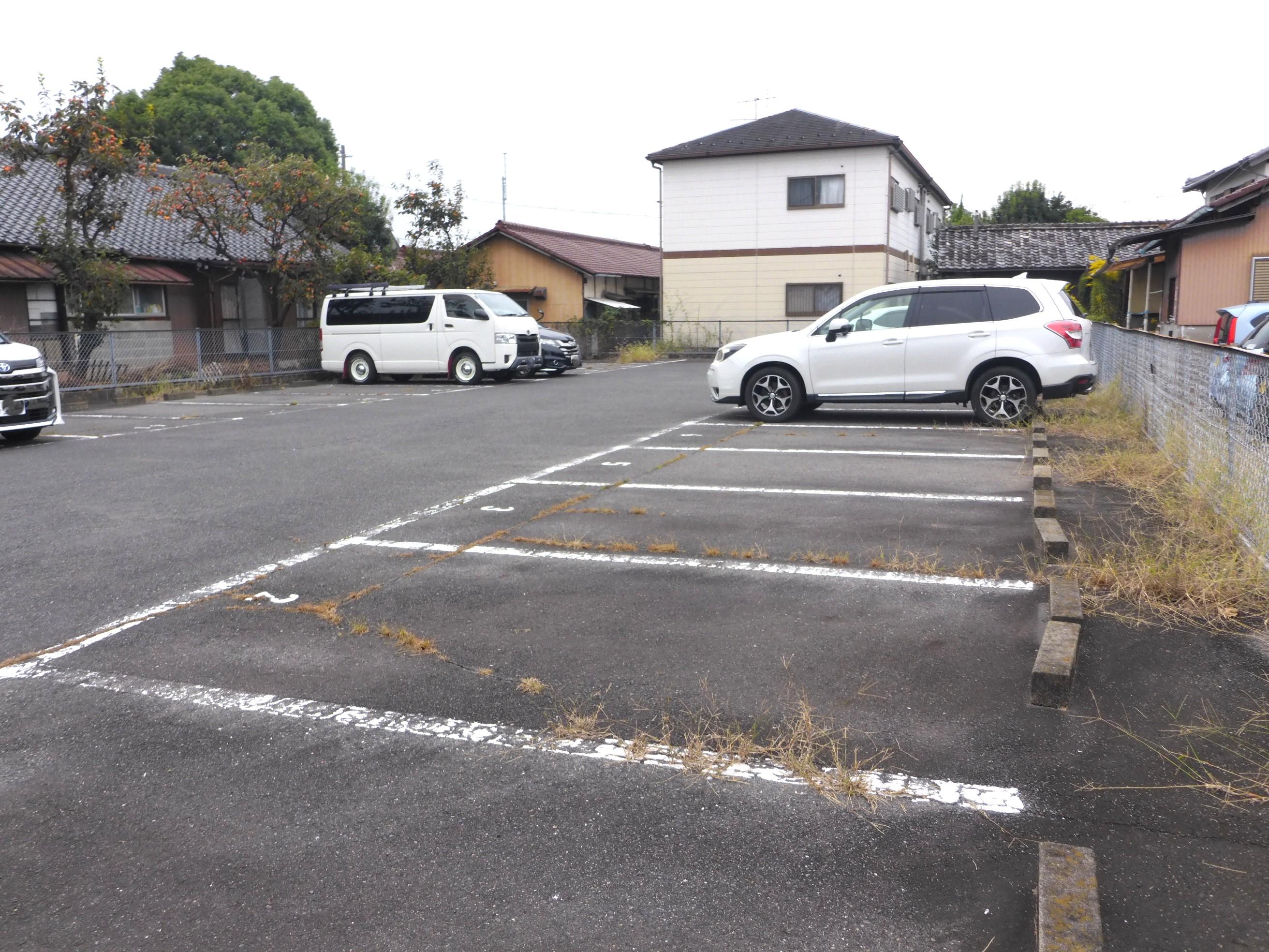 J-002の外観・駐車場イメージ1枚目