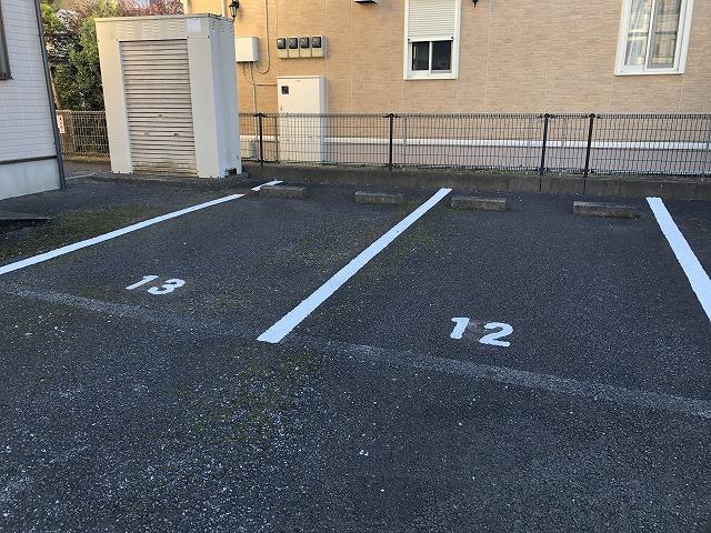 プロムナード1番館、2番館、3番館、4番館の外観・駐車場イメージ3枚目