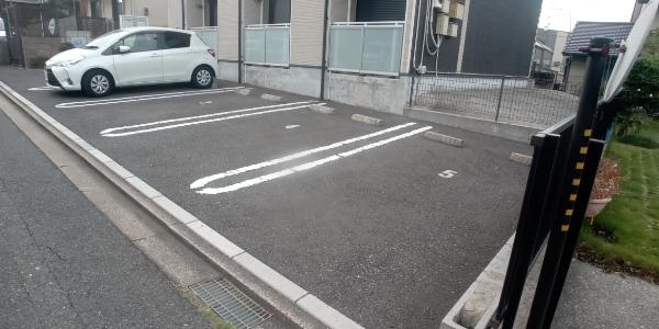 ウラノス(54508)の外観・駐車場イメージ2枚目