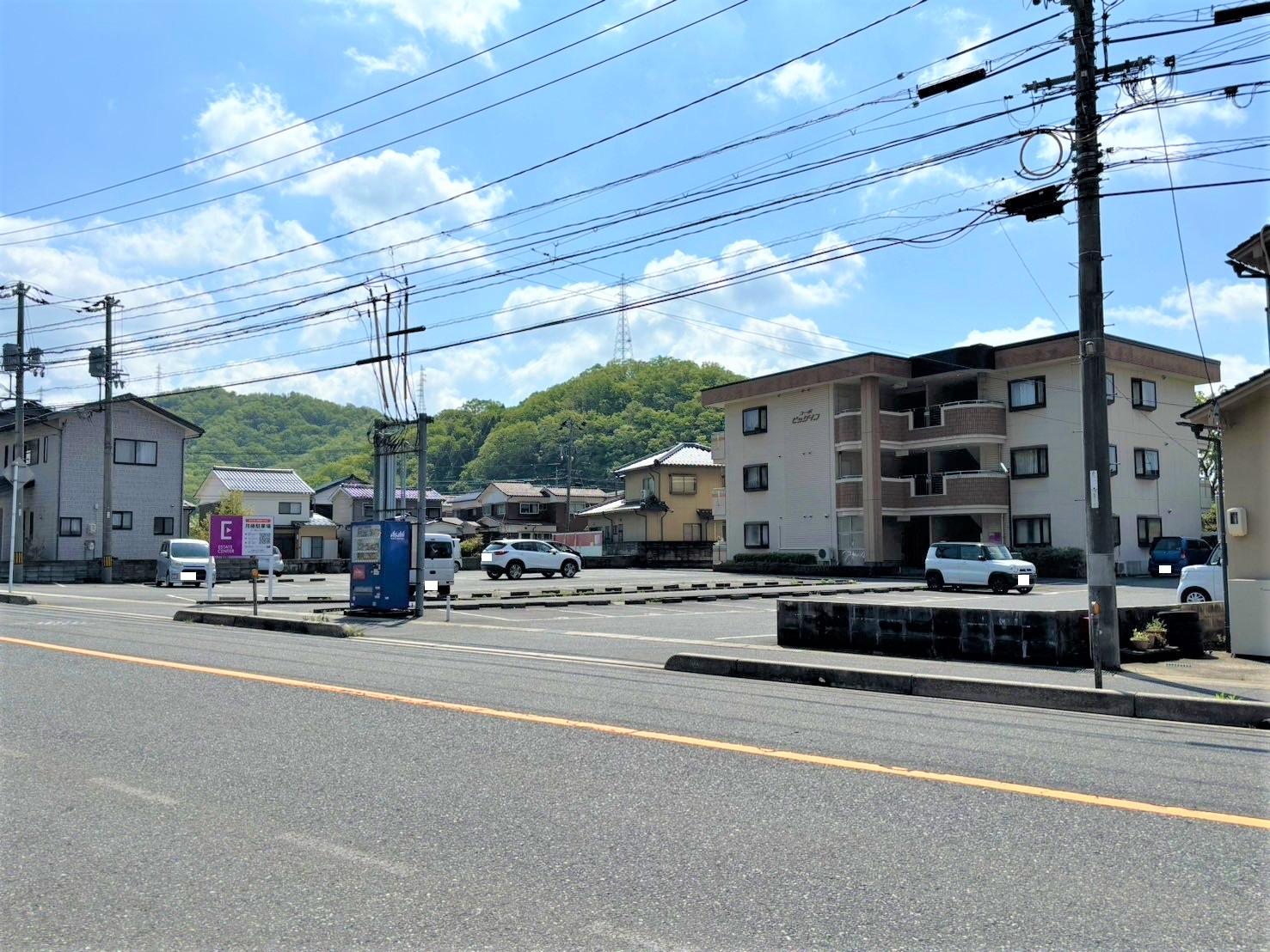 コーポビッグイン月極駐車場の外観・駐車場イメージ2枚目