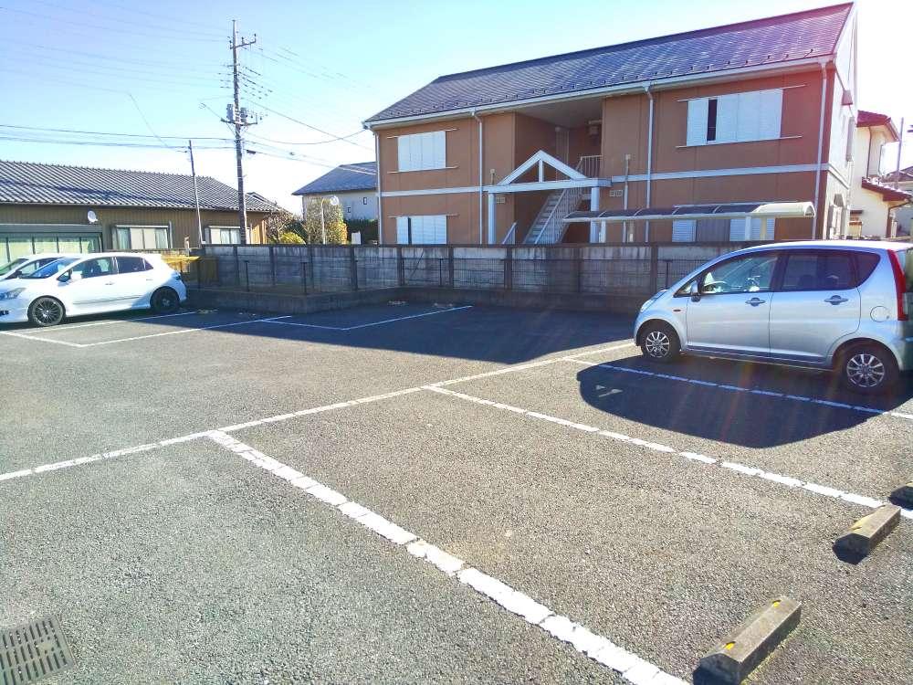 エントピア　Ⅱ(33633)の外観・駐車場イメージ1枚目