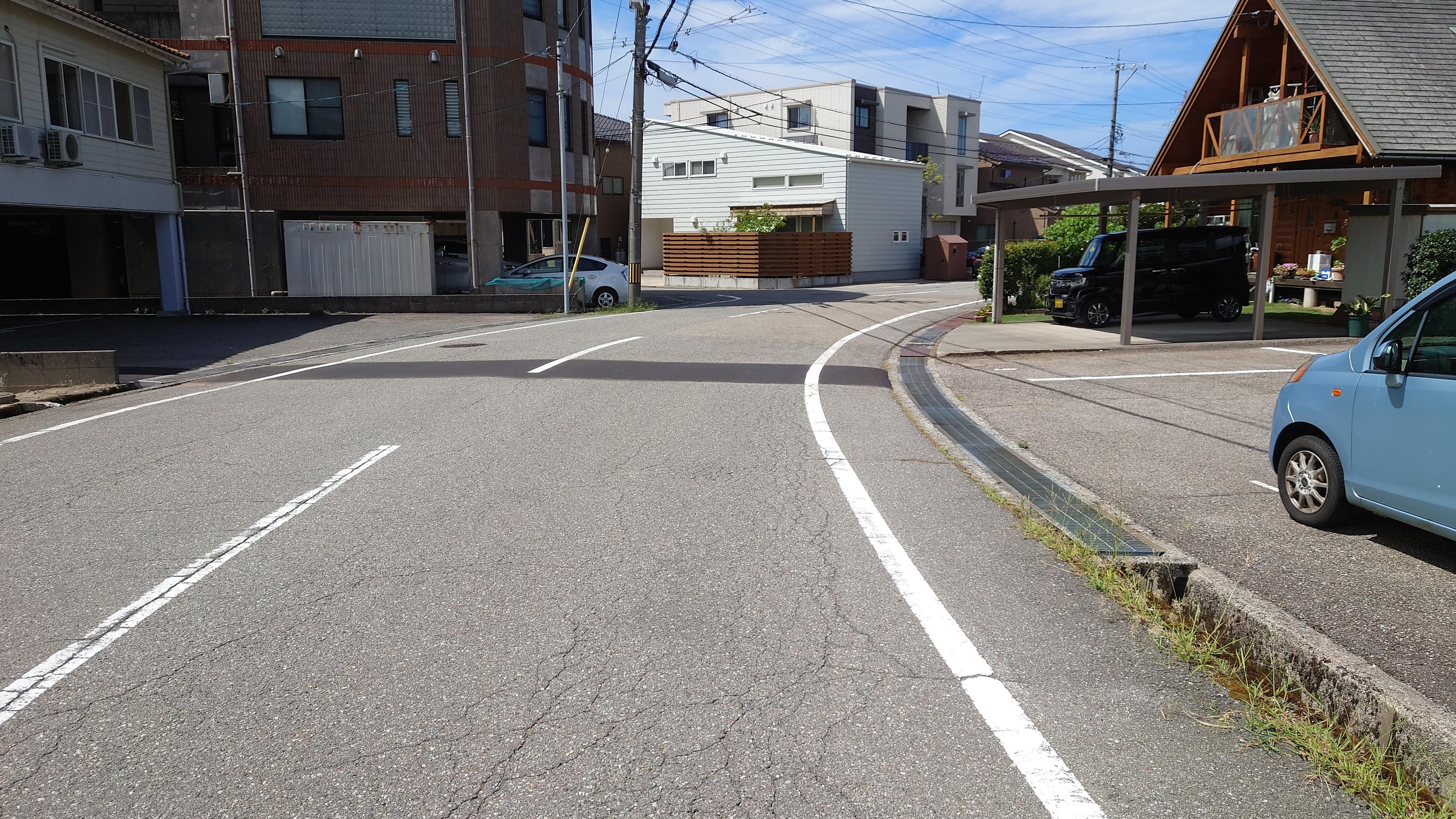 EKパーキングⅡの外観・駐車場イメージ2枚目