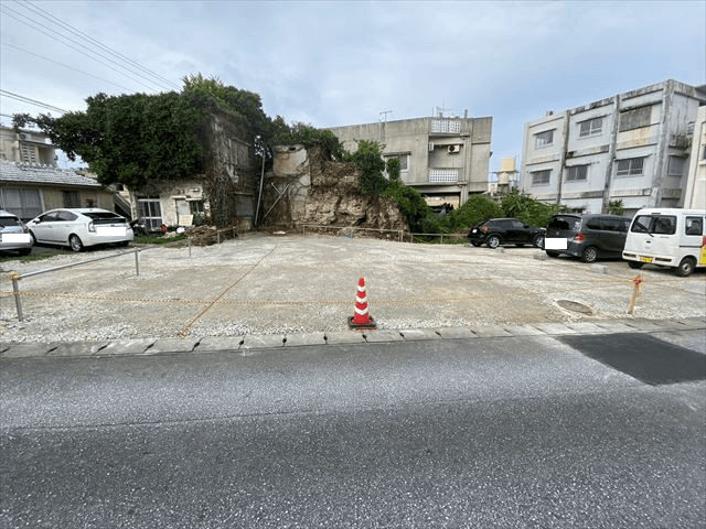 島袋駐車場の外観・駐車場イメージ1枚目