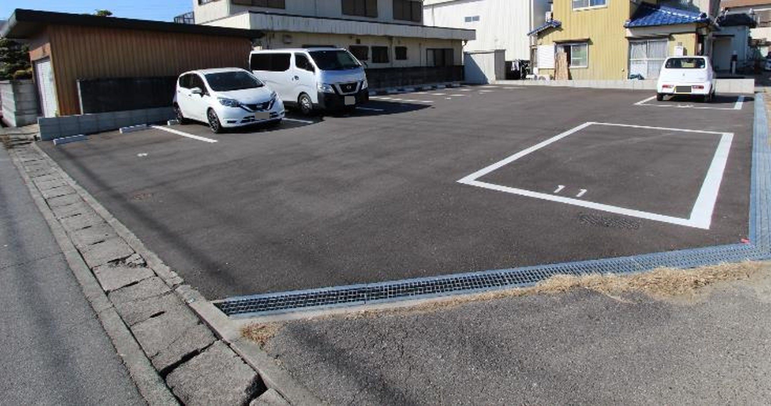 熊味パーキングの外観・駐車場イメージ1枚目
