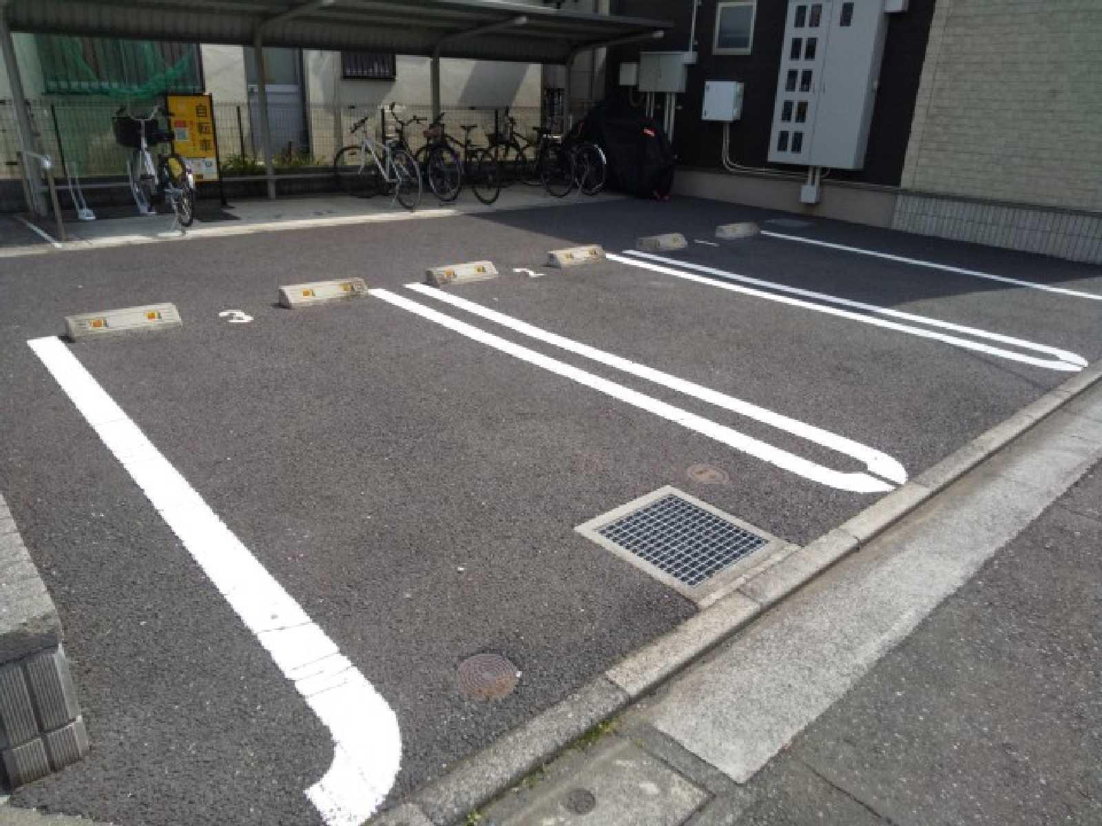 ミルエムの外観・駐車場イメージ2枚目