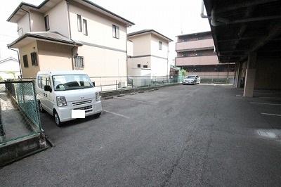 竹野ハイツの外観・駐車場イメージ3枚目