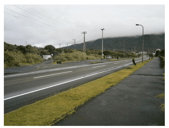 八丈島の外観・駐車場イメージ1枚目