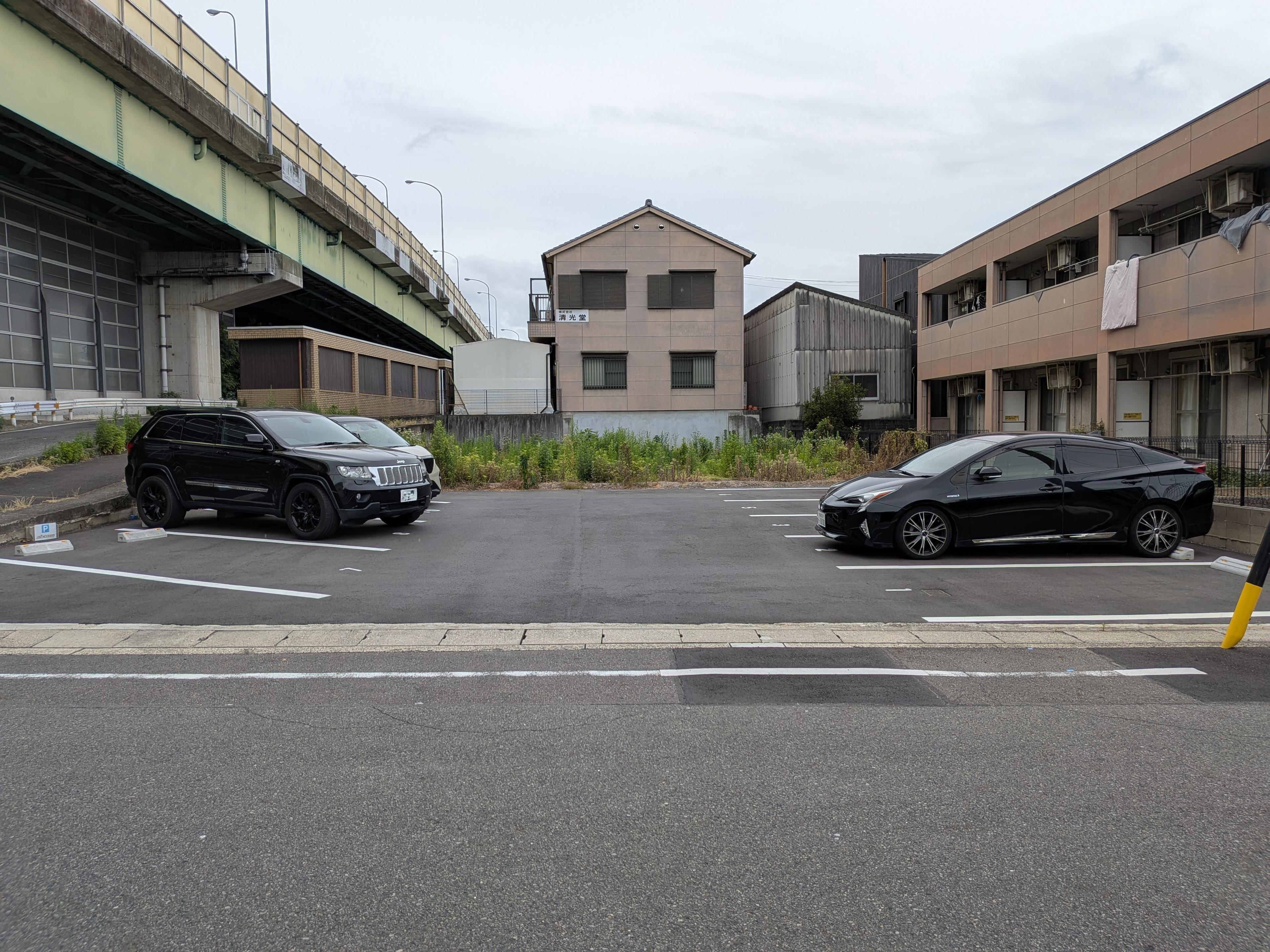 中沼町62-1駐車場の外観・駐車場イメージ1枚目