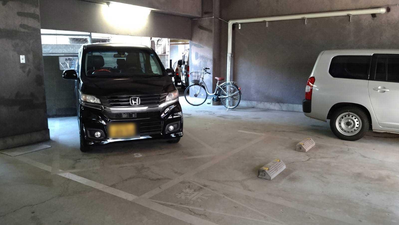 グランドシャトー兵庫の外観・駐車場イメージ2枚目