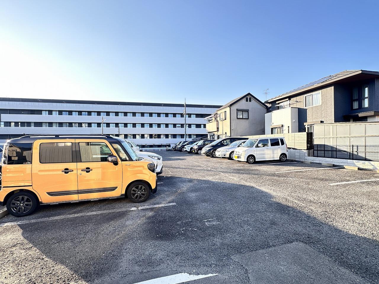 ひまわりモータープールの外観・駐車場イメージ3枚目