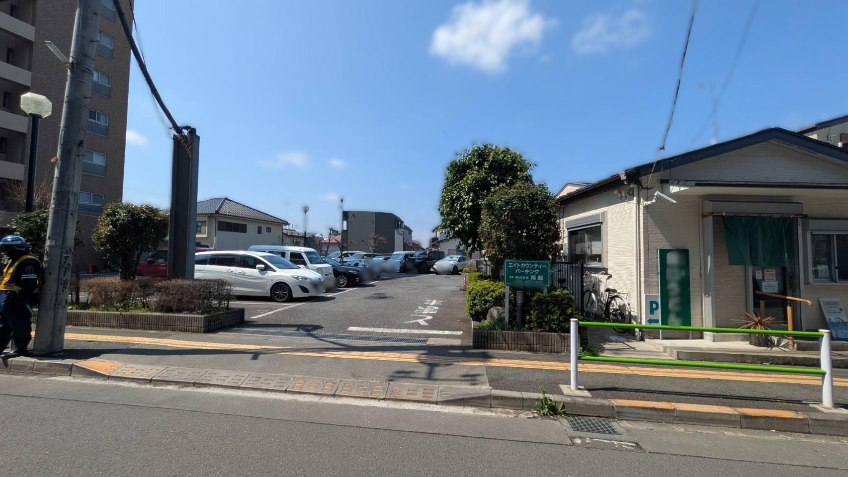 エイトカウンティ−パ−キングの外観・駐車場イメージ1枚目