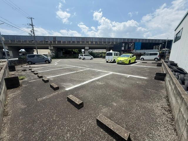 山下パーキングの外観・駐車場イメージ2枚目