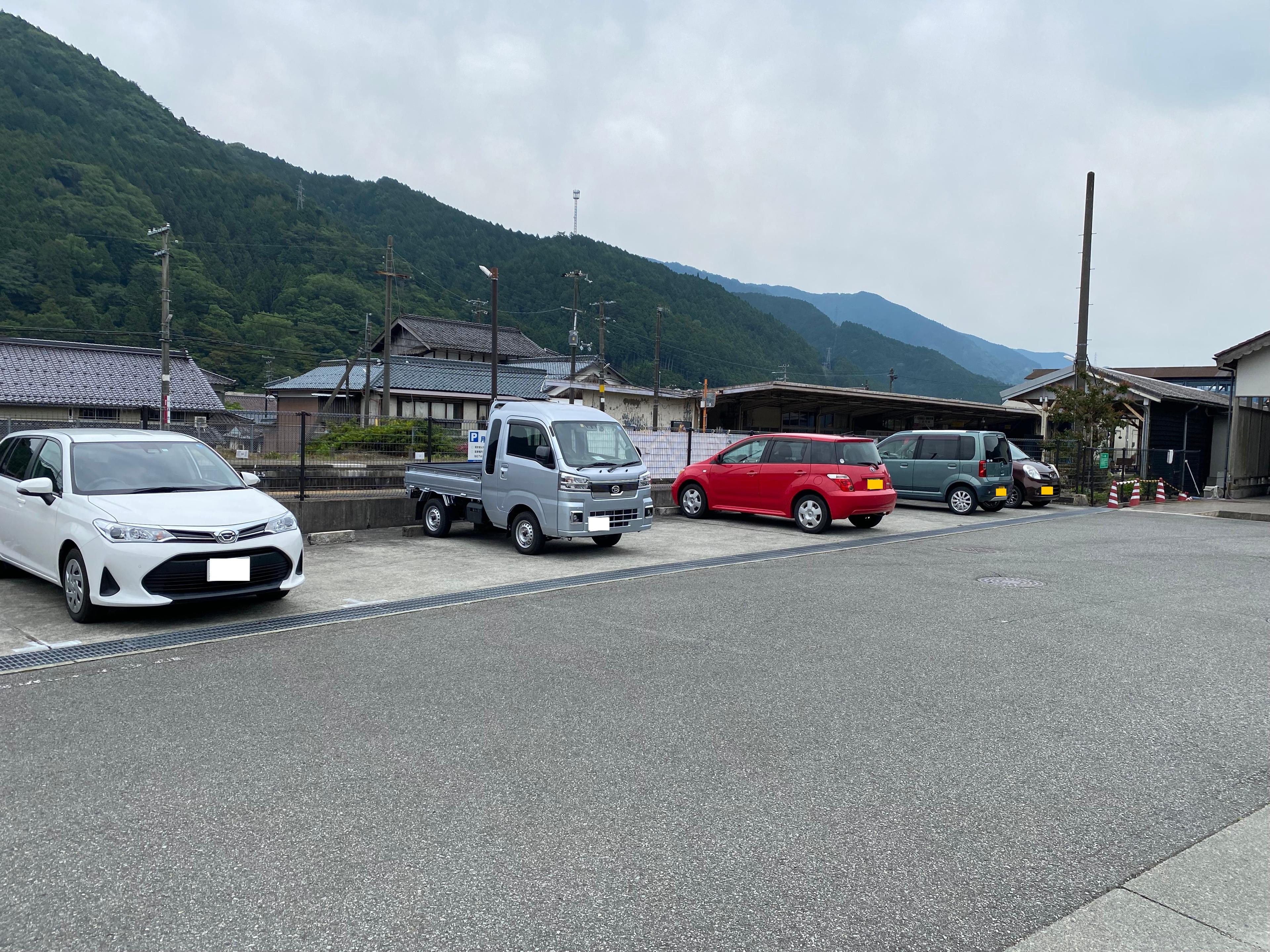 ラクピーライト生野駅の外観・駐車場イメージ2枚目
