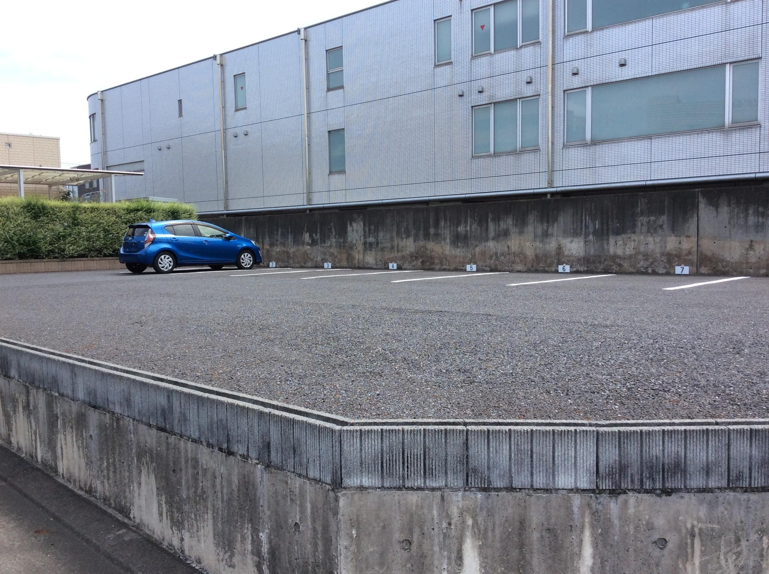備前月極駐車場の外観・駐車場イメージ3枚目