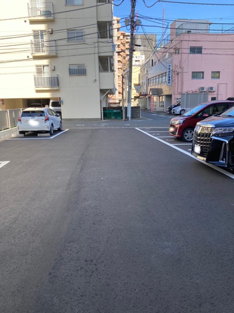大木会計事務所駐車場の外観・駐車場イメージ3枚目