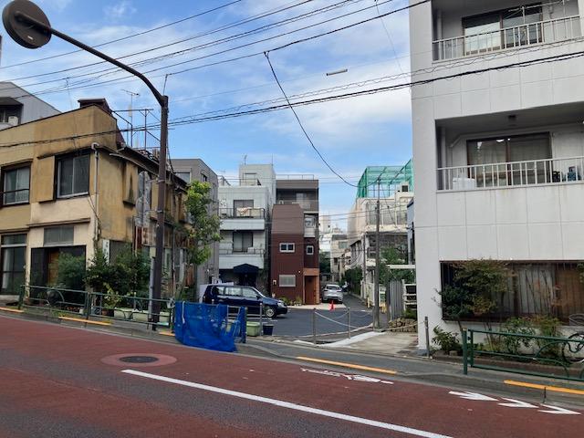 スムーズパーク本駒込2丁目の外観・駐車場イメージ2枚目