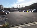片岡町月極駐車場の駐車場