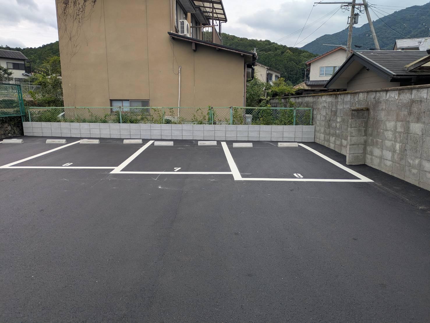オカイラ・ガレージの外観・駐車場イメージ2枚目