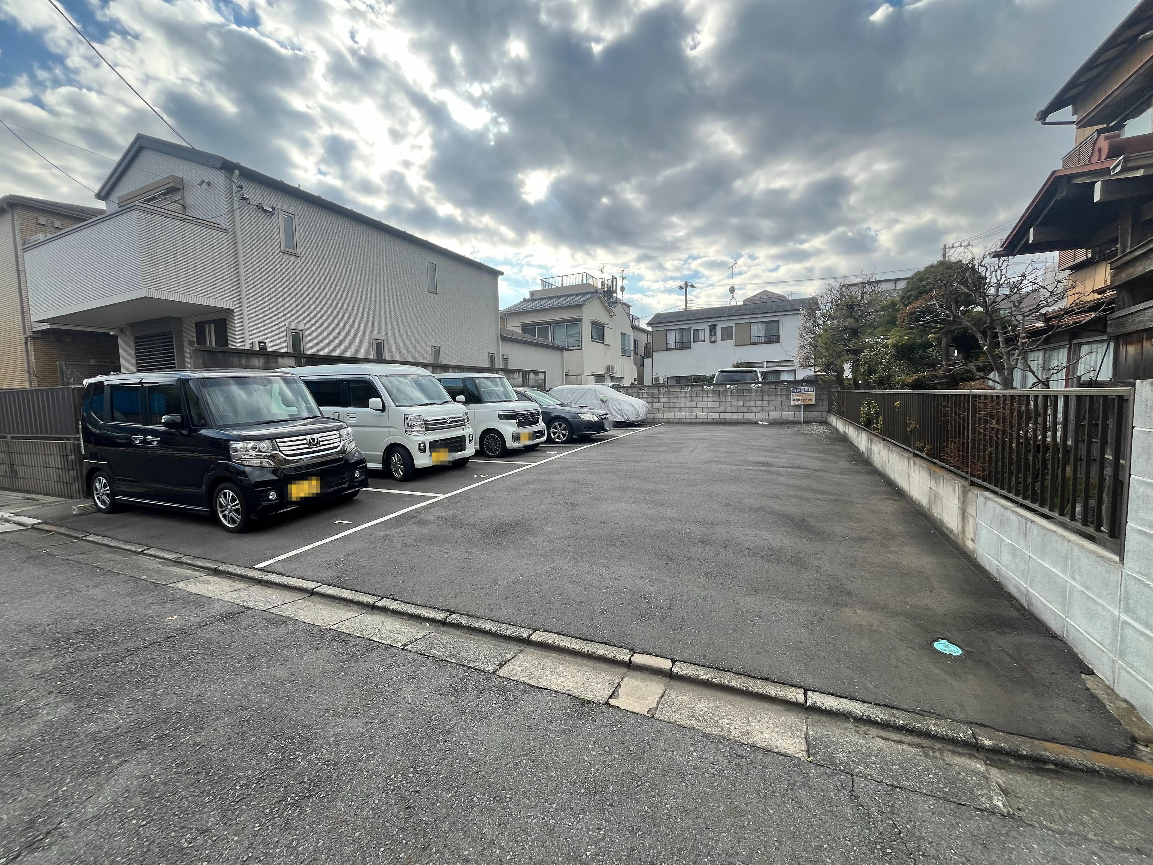 高砂8-24駐車場の外観・駐車場イメージ1枚目