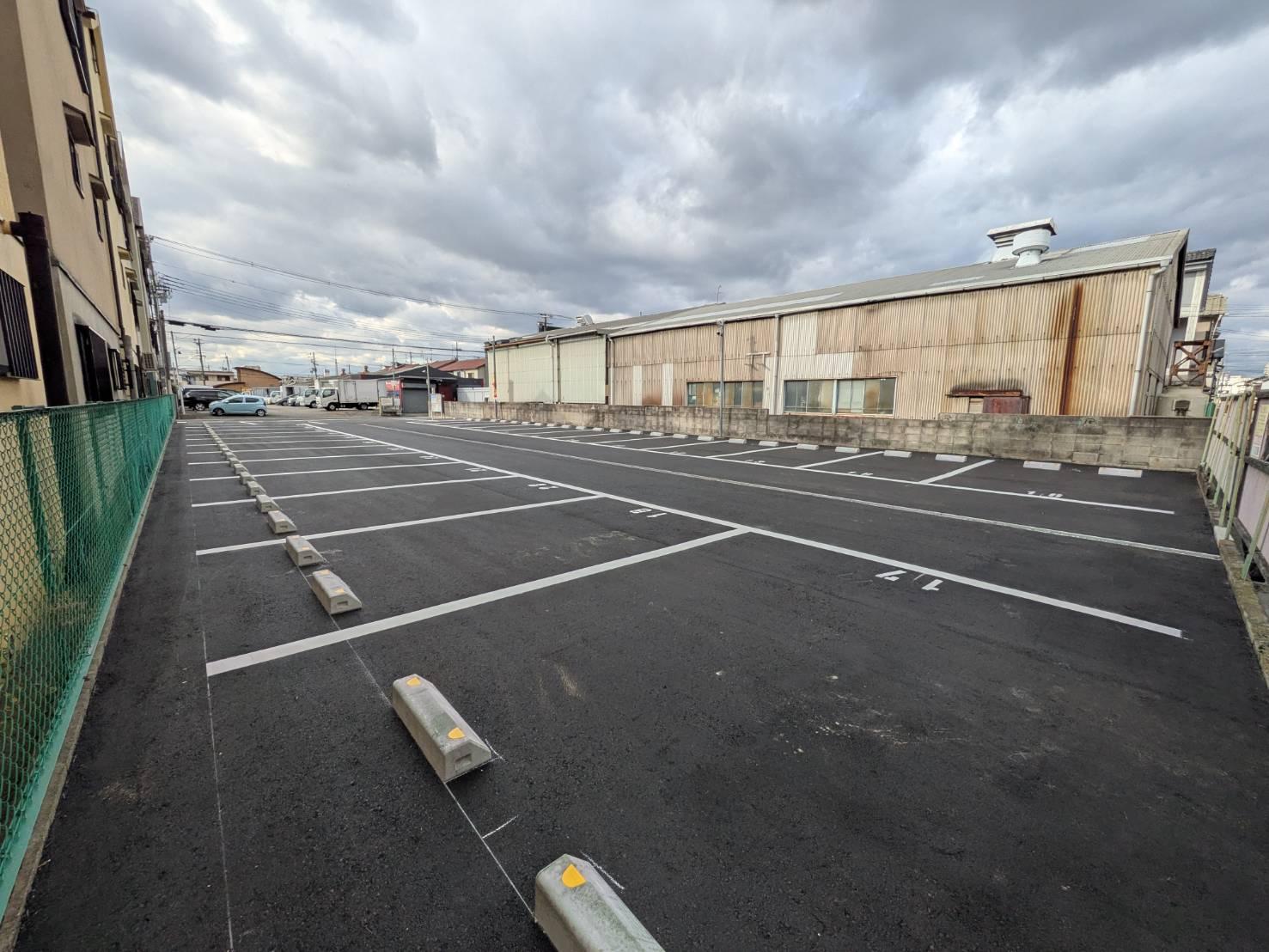 杉原第2モータープールの外観・駐車場イメージ2枚目