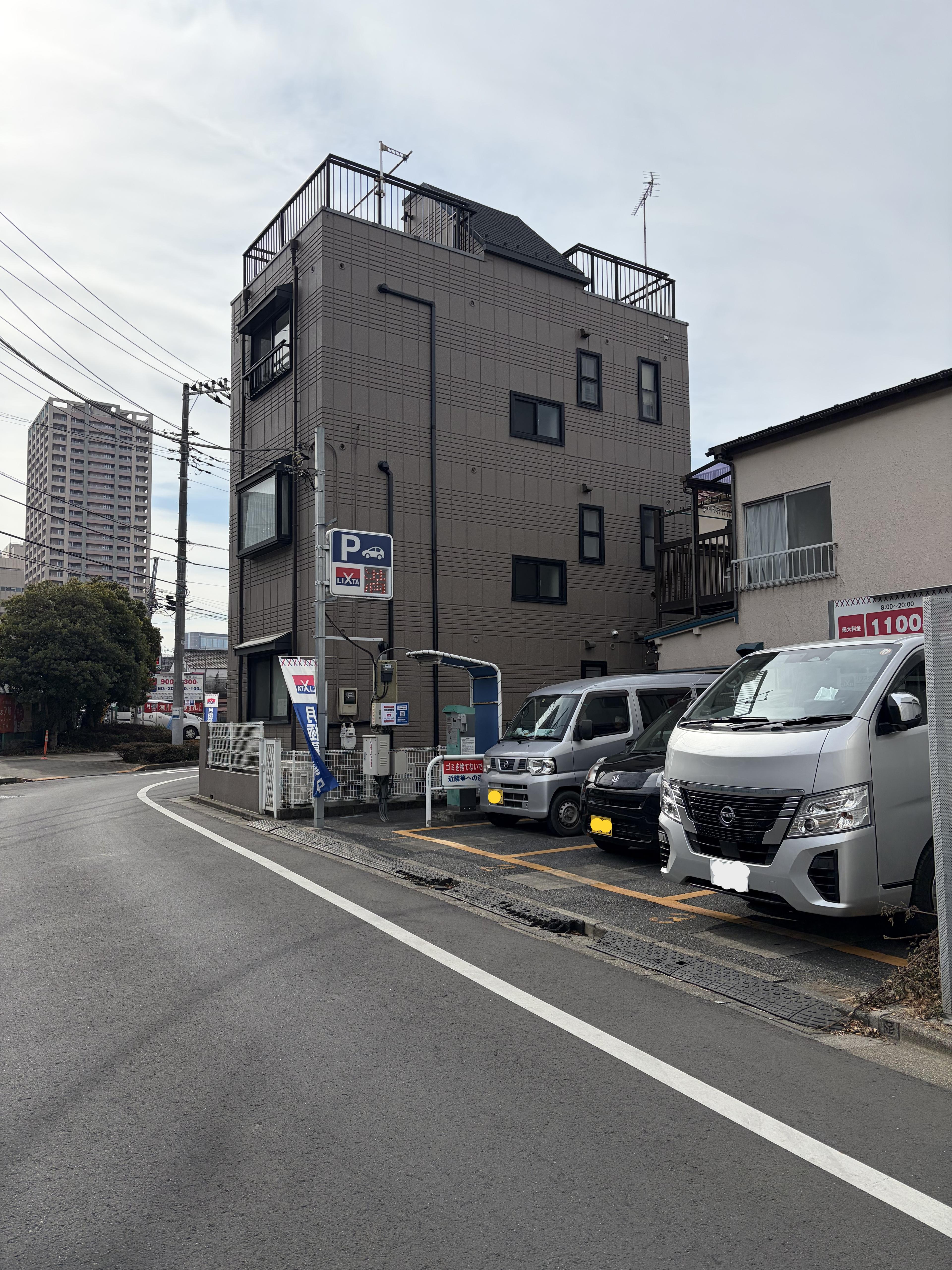 リクスタパーキング北千住第13月極バイク駐車場の外観・駐車場イメージ2枚目