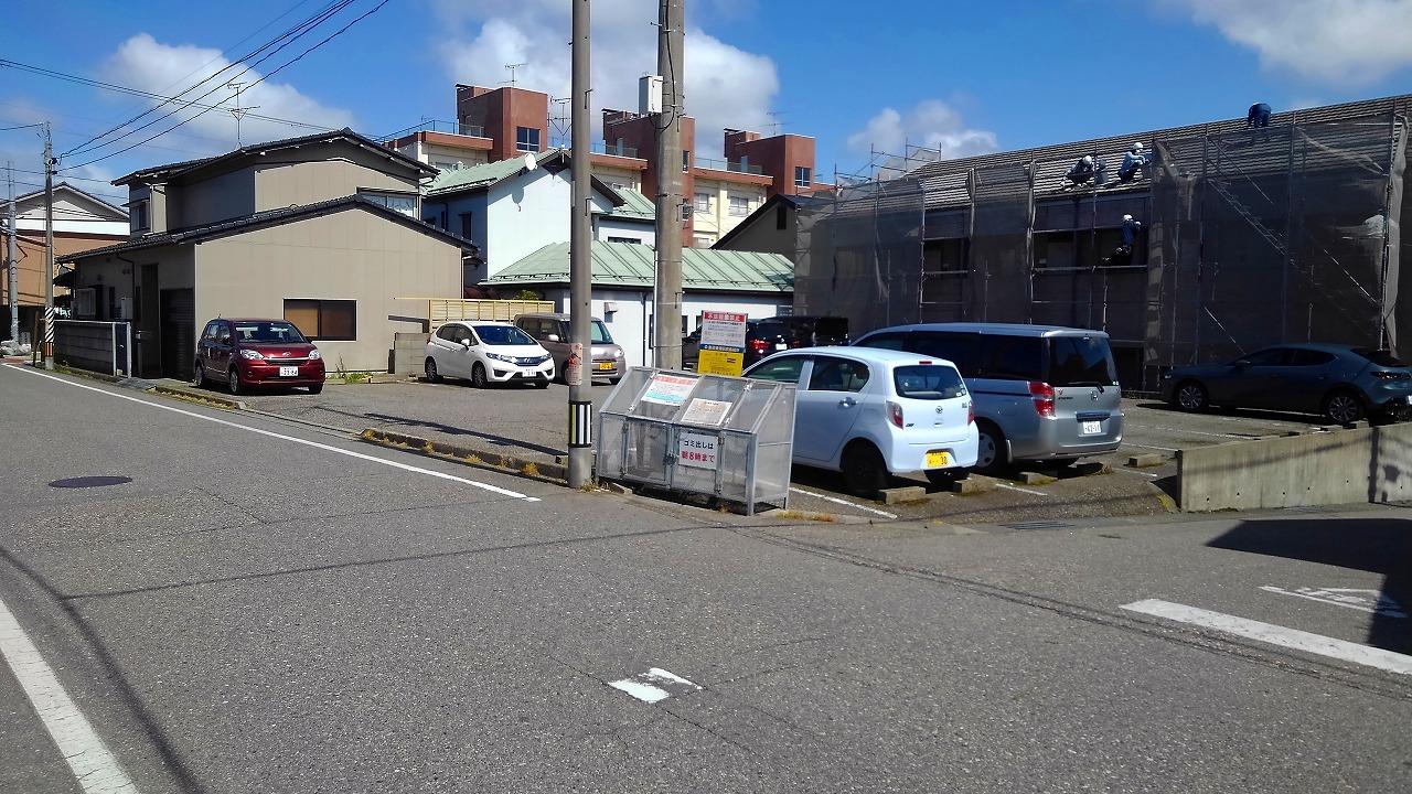 坂井砂山(梨本)駐車場の外観・駐車場イメージ1枚目