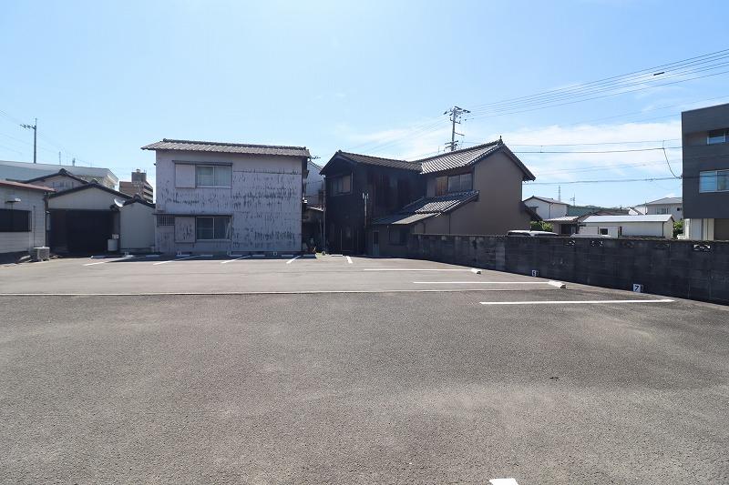 府中パーキングの外観・駐車場イメージ3枚目